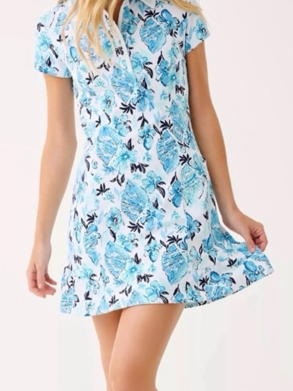 Lilly Pulitzer Meryl Luxletic - Seashell Splendor New With Tags Size Medium
